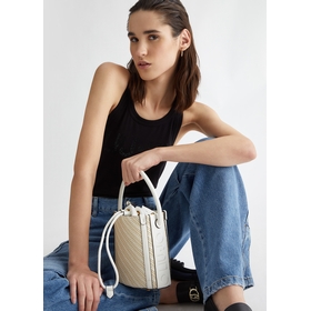 SAC S BUCKET AA4098 T6476