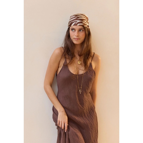 ROBE ZUMI SAKURA - LAUREN VIDAL - CAFE - 2