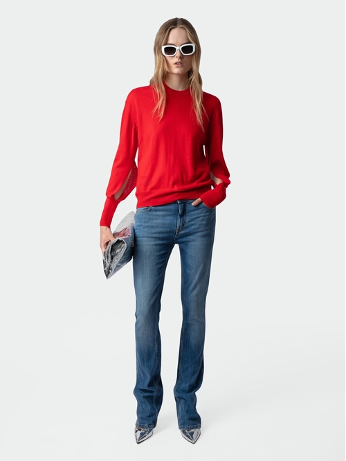 Red merino wool round-neck jumper with long sleeves