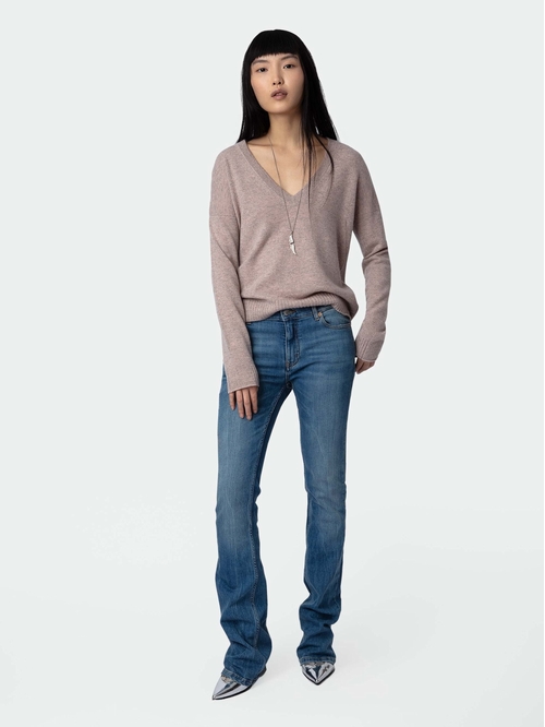 Pink cashmere long-sleeved jumper with star elbow patches. -