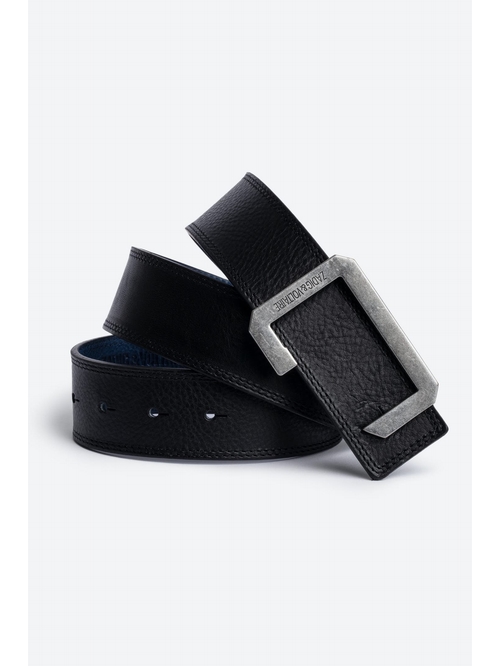 The iconic C-shaped buckle designed by Cecilia Bönström is