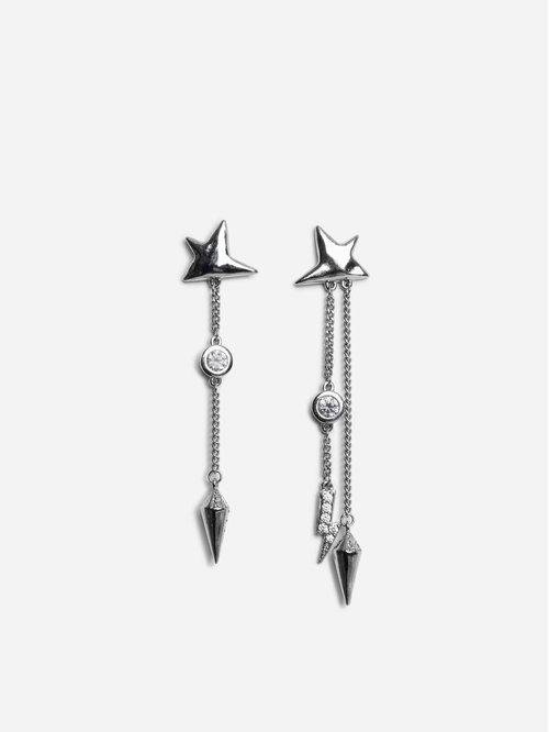 Silver star-shaped earrings in brass, featuring chains