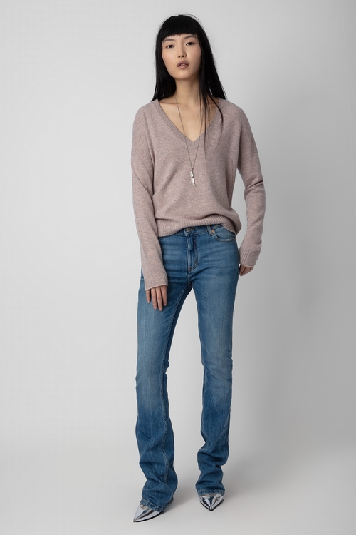 Pink cashmere long-sleeved jumper with star elbow patches. -