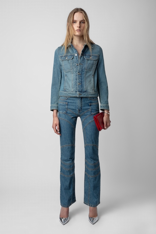 Blue denim loose-fitting jeans with pockets and overstitched