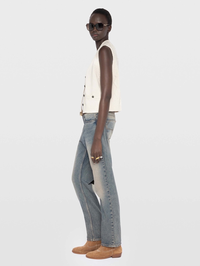 MALLY SLEEVLESS VEST