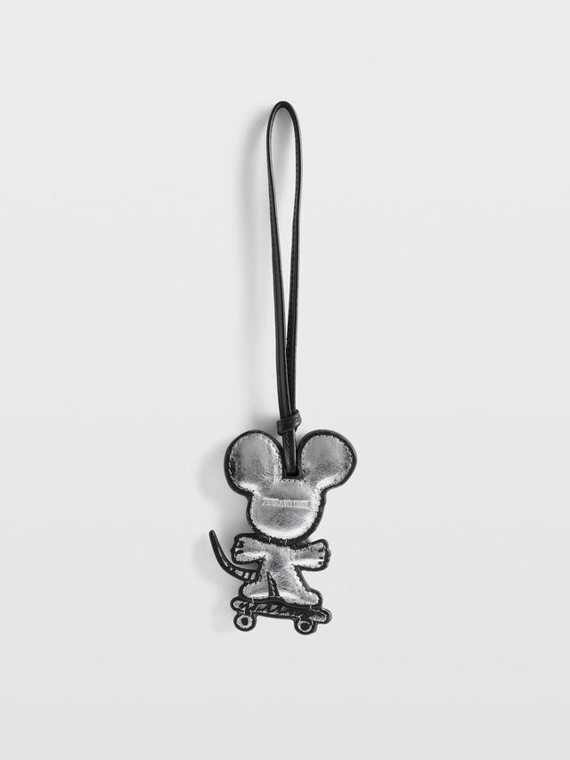 MOUSE SKATER KEYRING