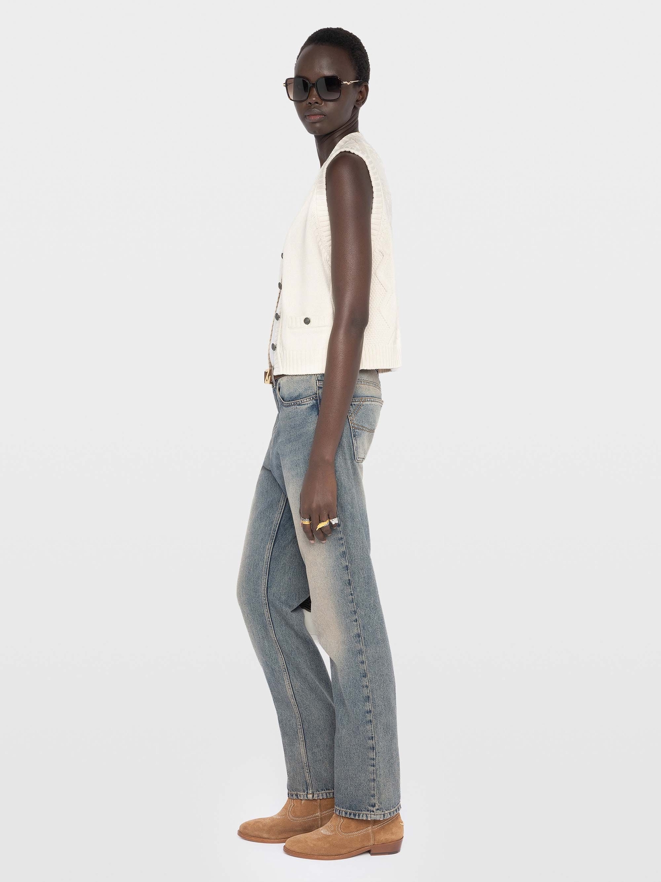 MALLY SLEEVLESS VEST