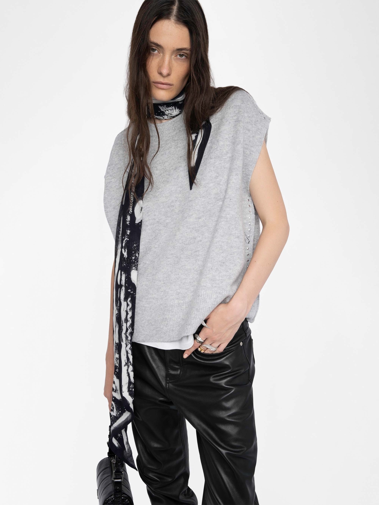 LARCY SWEATER