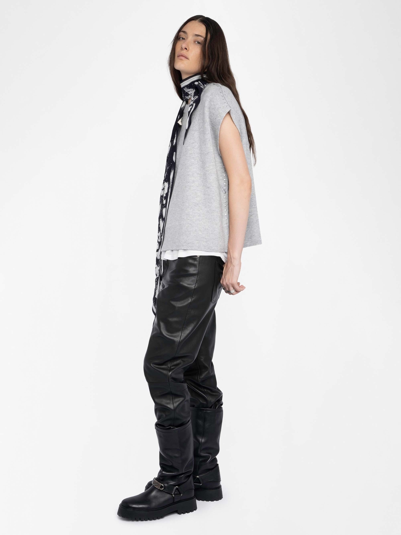LARCY SWEATER
