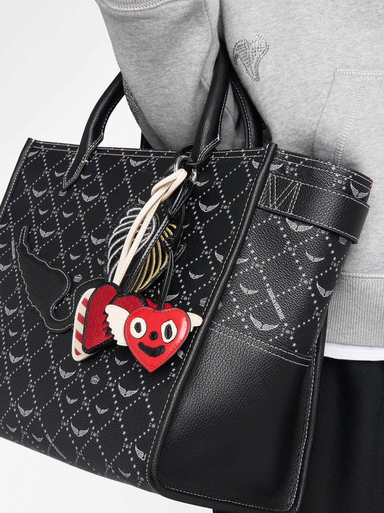 LOVE CHERRY VINTAGE KEYCHAIN