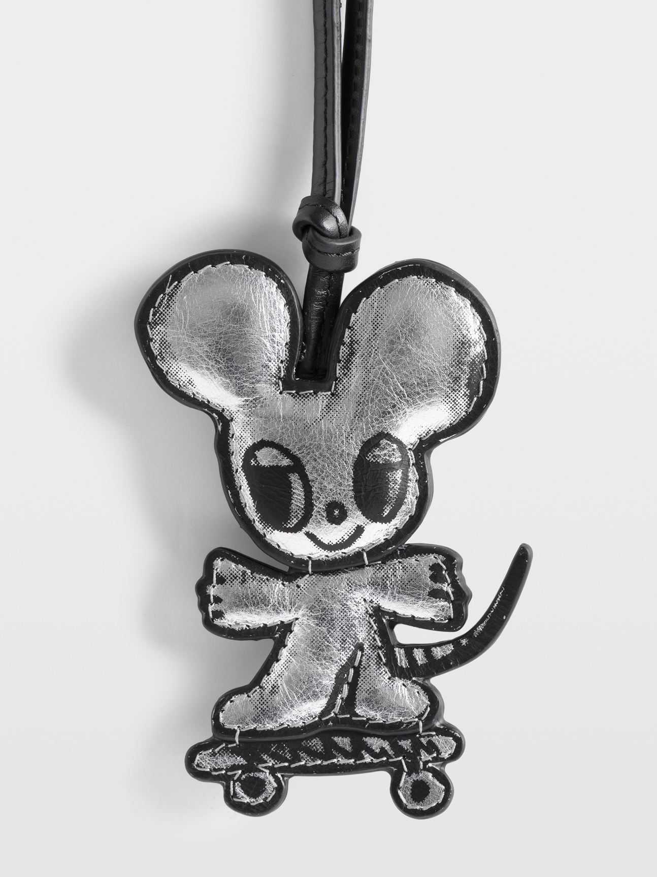 MOUSE SKATER KEYRING