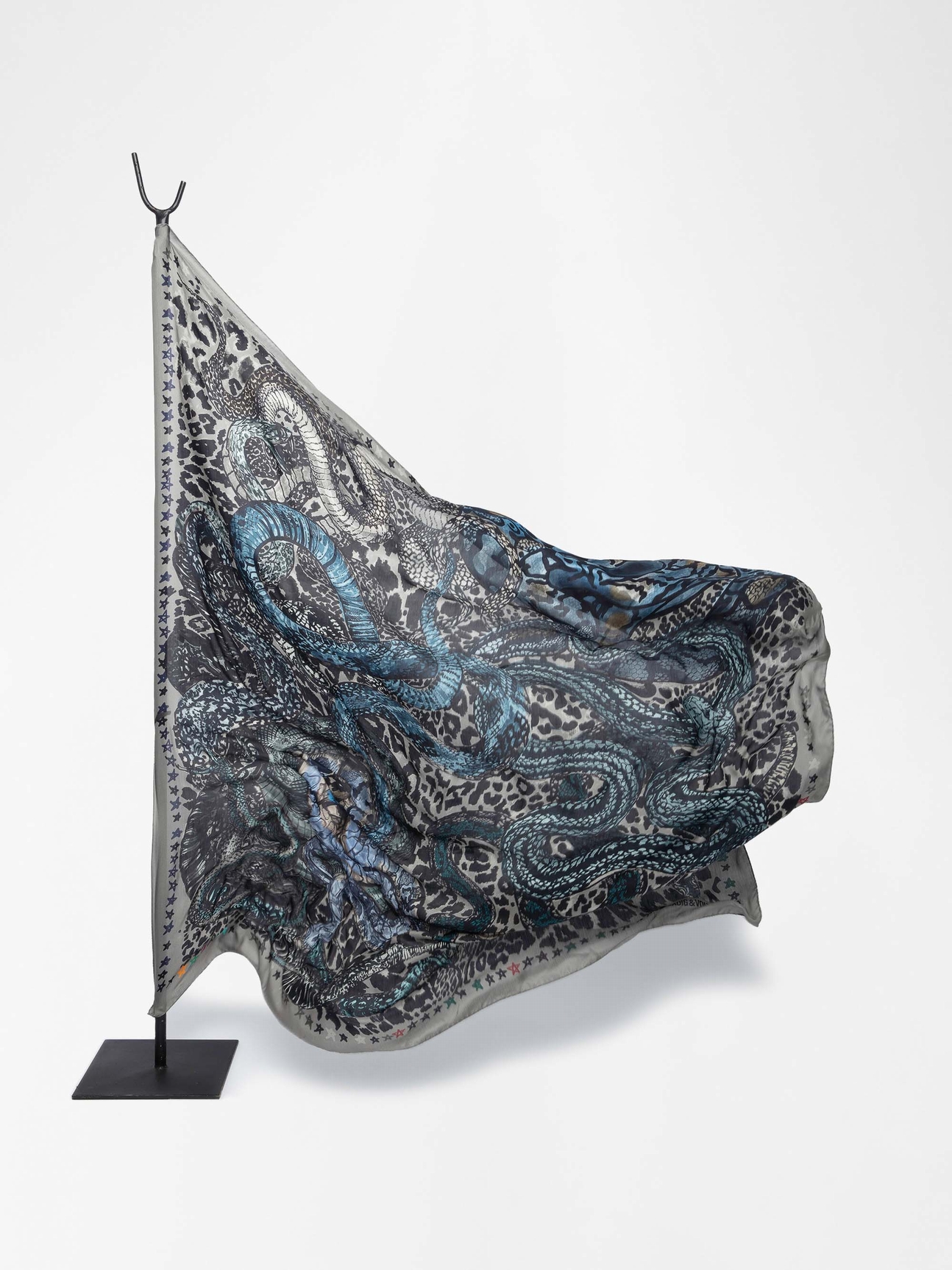 BILLIE SNAKES SCARF