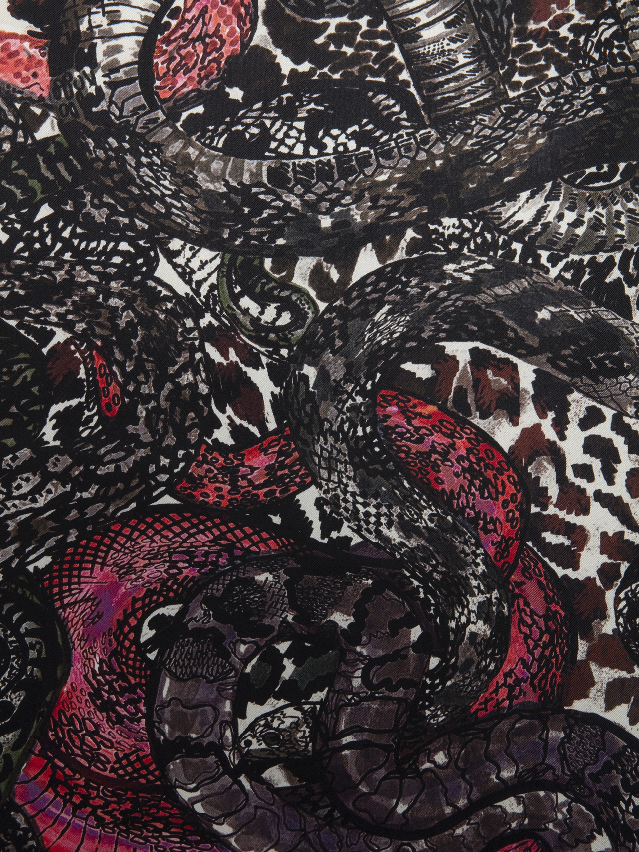 DEBBIE 85 SNAKES SCARF