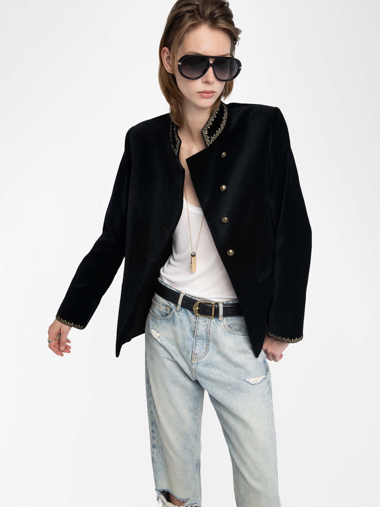 VERYSA VELVET BLAZER