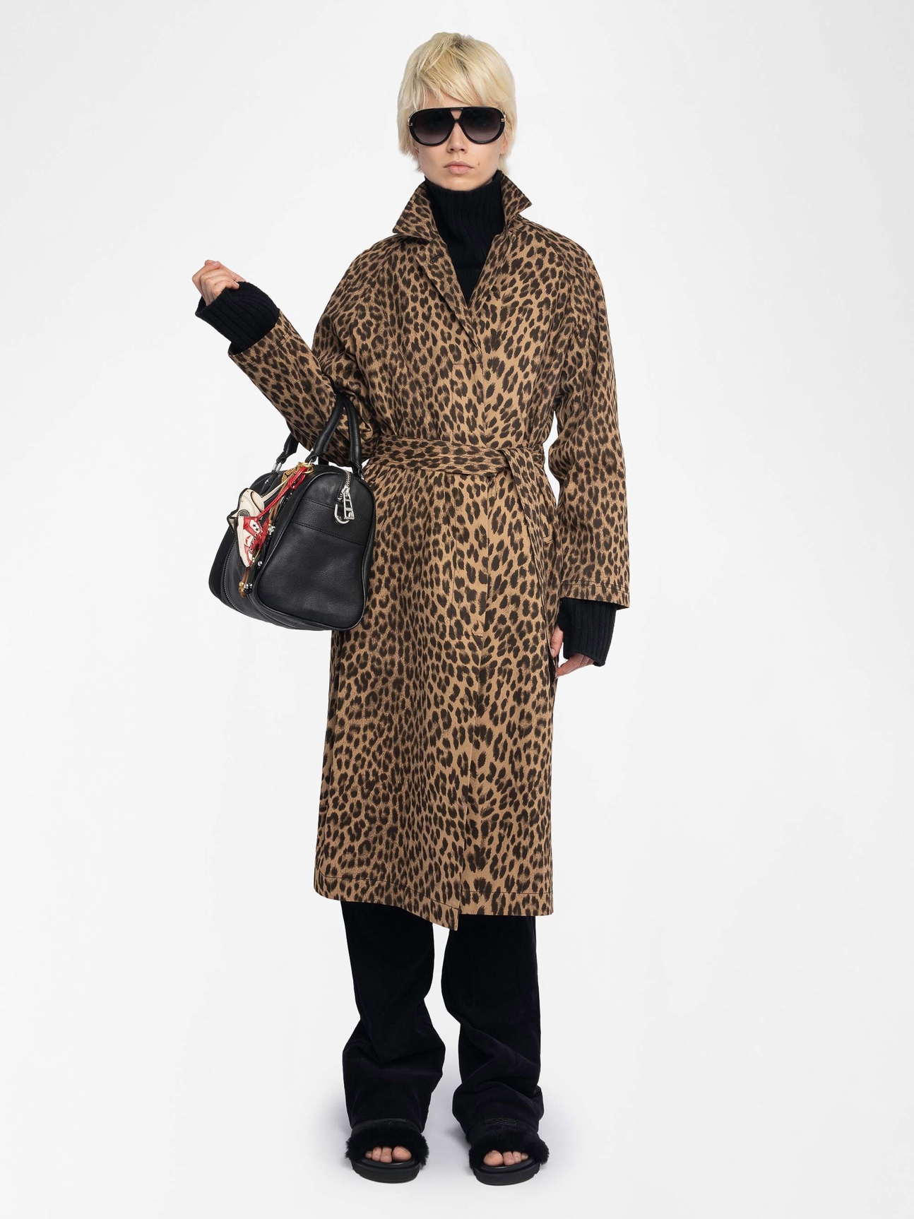 MENTLE COAT