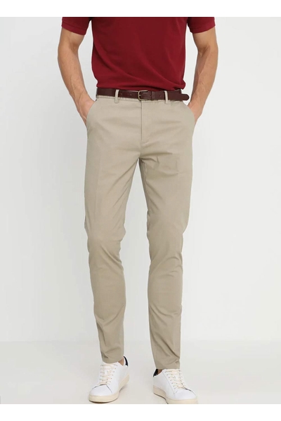 Pantalon Celio pour l'été, léger et 100% coton