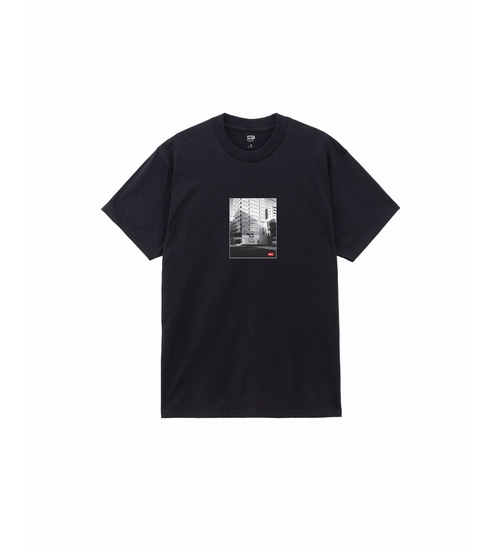 OBEY-165264114-1