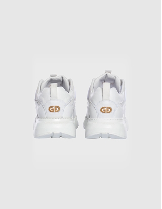 GETTY SNEAKERS