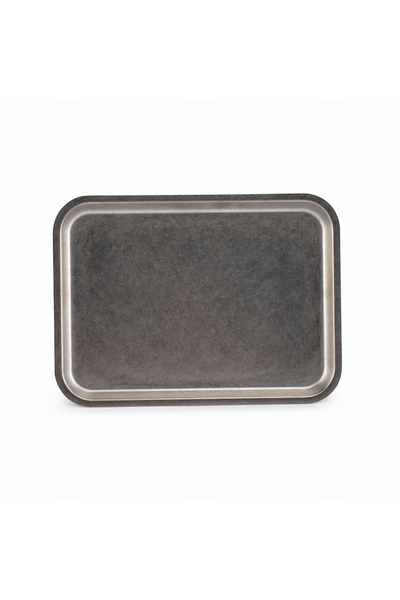 Plateau en métal  Ce plateau rectangulaire en métal argenté