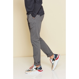 Chino slim en coton by Spontini pour homme. Léger, élégant