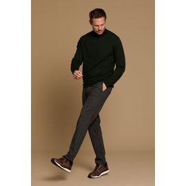 Pantalon by Spontini  Ce pantalon est idéal pour se sentir à