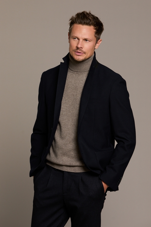 Veste en laine by Spontini -Fermeture par 2 boutons - Non