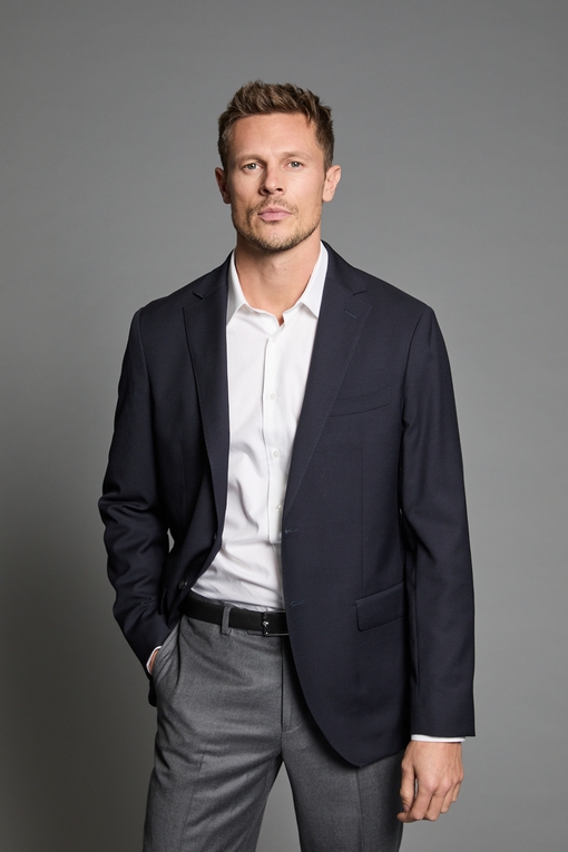 Veste en laine by Spontini pour homme. - légérement épaulé -