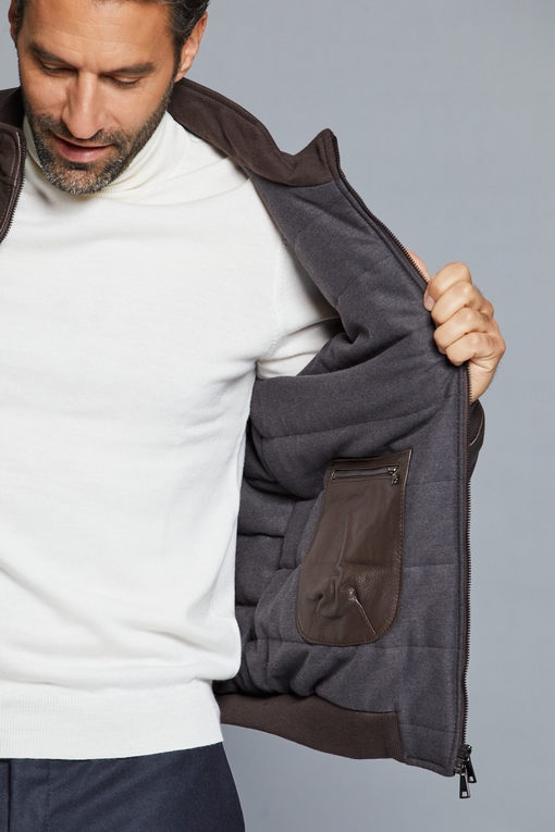 Blouson en cuir  - Entièrement doublé, le blouson a 2 poches