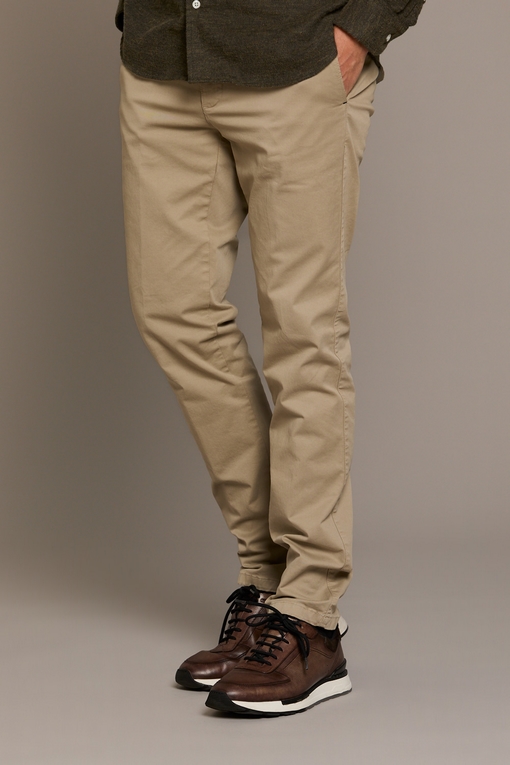 Pantalon chino en coton by Spontini pour homme. Léger,