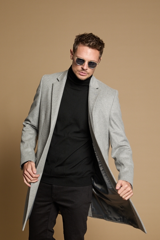 Manteau en laine by Spontini -coupe droite fente arrière -3
